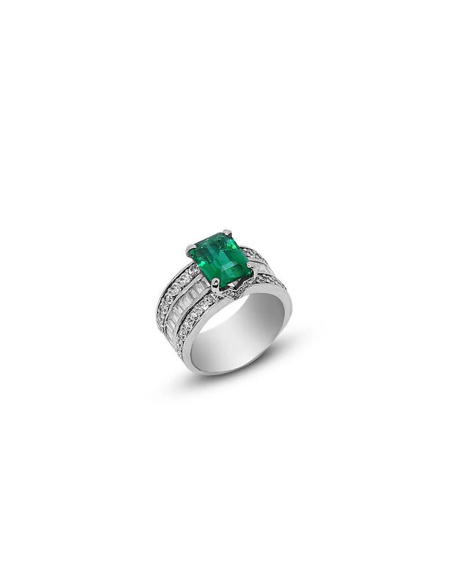 Emerald Cut-R010